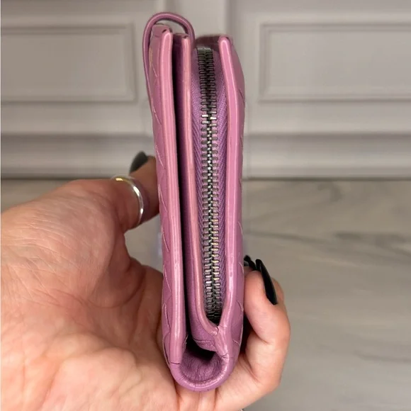 Bottega Veneta Purple Intrecciato Leather French Compact WalletAuthentic